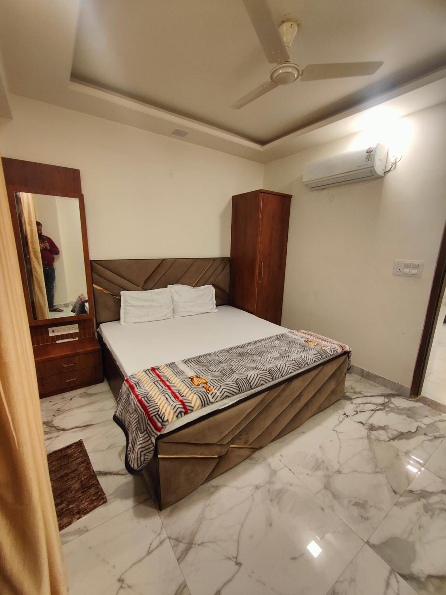 Pinkcity Pransh Heights Apartment
